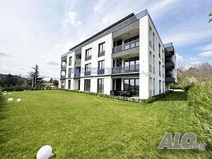 Тристаен апартамент за продажба в кв. Изгрев гр. Варна