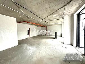 Търговско помещение на партерно ниво
