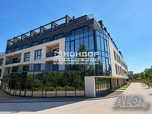 Двустаен вътрешен апартамент с изложение ИЗТОК - Топ Локация /