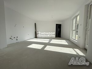 Тристаен нов апартамент