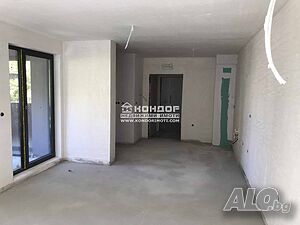 Двустаен южен апартамент