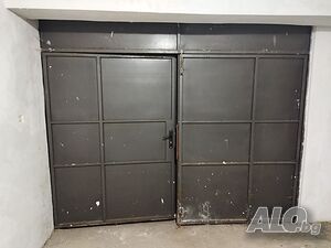 Продавам Двукрила Врата Вис260/Шир290 см.