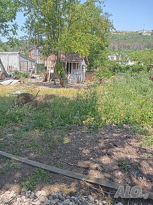 Продава парцел в кв. Еверест