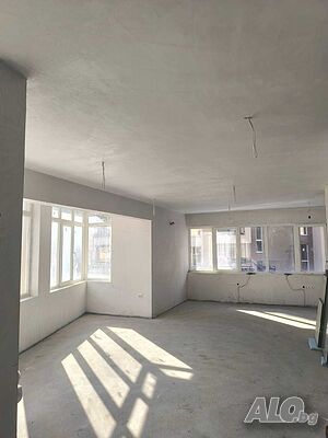 Просторен офис в гр. Пловдив - кв. Кючук Париж!