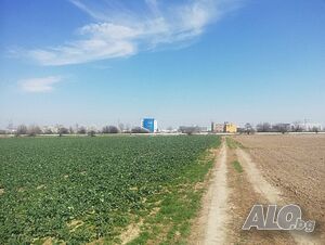 Парцел в близост до Карловско шосе