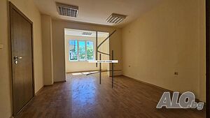 Тристаен апартамент ЖП Гара 78кв.м. чиста жилищна площ