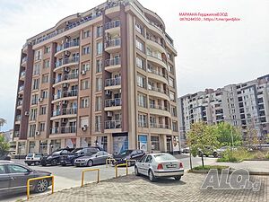 Магазин под наем до Томов плаза