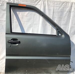 Предна дясна врата Ford Maverick 1997г