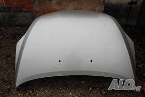 Преден капак Мазда 5 2.0 146кс бензин 05г Mazda 5 2.0 146HP 2005