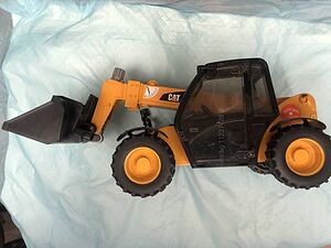 продавам играчка боб-кат