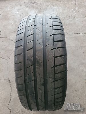 235 45 17 Petlas VolexSport 1бр. Гума Перфектна