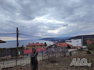 Панорамен парцел