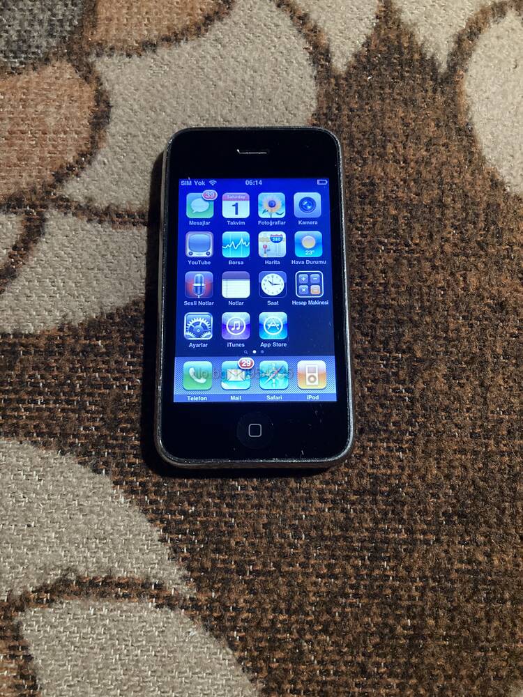 Продавам iPhone 3GS Телефон Apple iPhone 3GS Touch screen iOS- iPhone 3 ...