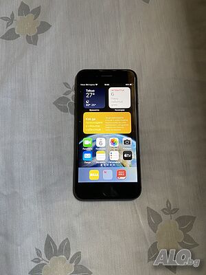 Продавам iPhone 8