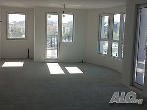 Продава 3 стаен апартамент кв. Витоша- 165кв.м.