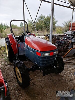 Продавам трактор Янмар AF 33