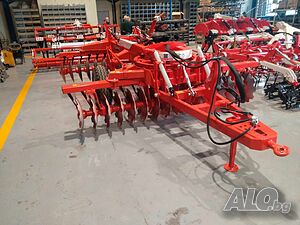 Продавам дискова брана за трактор от 180 до220 к.с.
