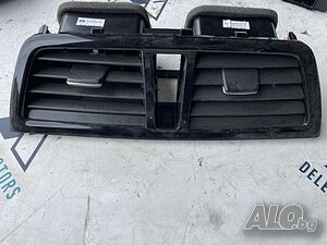 73610-61M0 централни средни решетки духалки от Suzuki SX4 S-Cross 1.4 Hybrid AllGrip, двигател K14D