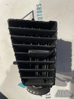 5F1819110, 5F1820951 ляв централен въздуховод, духалка от Seat Leon ST FR, 1.8 TSI 180 кс.