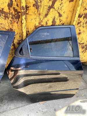Продавам задна дясна врата за Honda Civic от 2005 до 2011 г.