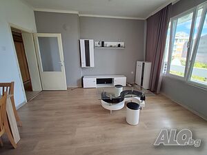 Четиристаен апартамент близо до Мототехника