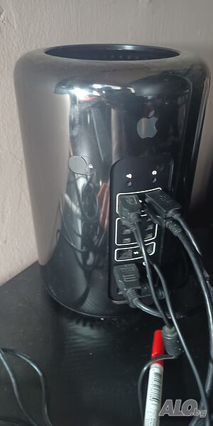 Компютър Apple MacPro 6,1 A1481