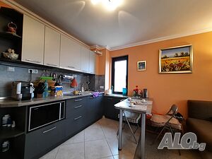 Отличен двустаен панорамен, обзаведен и оборудван апартамент