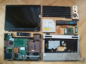 Toshiba Satellite A100-167 на части