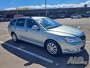София: Коли под наем с екстри, Rent a car; Ръчка и Автоматик; На Газ/Бензин; ENGLISH; РУССКИЙ