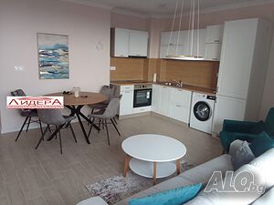 Чисто нов двустаен на комуникативно място