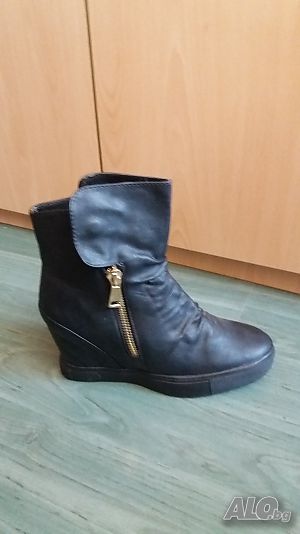 Дамски боти