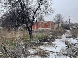 Къща с двор в село Драгор