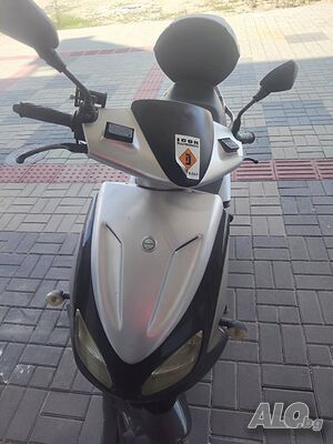 Benelli VJ 2 125- (Макси скутер)-2011г