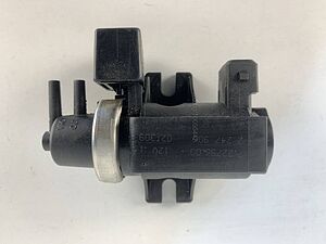 Вакумен клапан за Бмв BMW / 72279600 / 22477906 /
