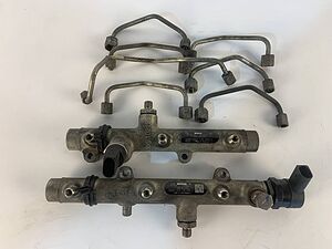 Горивна рейка Volkswagen Touareg I Фолксваген Туарег 1 (02-09) 2.7d 3.0d 059 130 090J 059 130 089D
