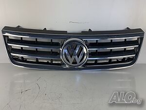 Решетка предна броня маска Vw Touareg (02-07) 7L6853651A