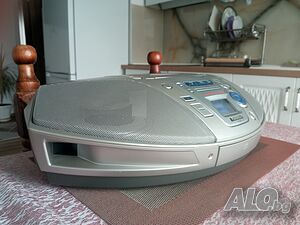 Радиокасетофон+CD-Panasonic. Работещ.