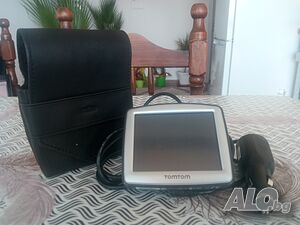 Продавам навигация за кола TomTom с калъф(чантичка), зарядно за части. Ремонт.