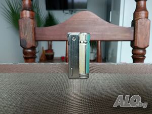 Продавам оригинална и стара бензинова запалка.GUNIOR 6600-Австрия. Работеща.