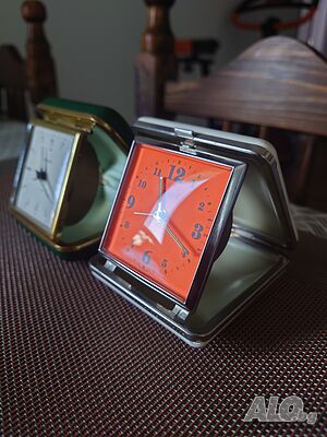 Продавам туристически, часовник-будилник-KIENZLE(оранжев циферблат). Германия.Evropa-Продаден.