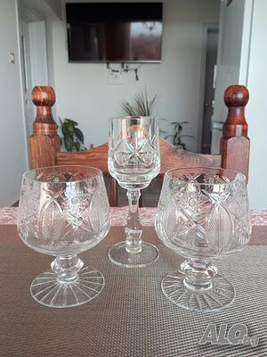 Лот от 3 бр. кристални чаши.