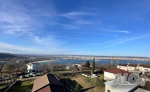 Панорамен парцел в м-ст Зеленика