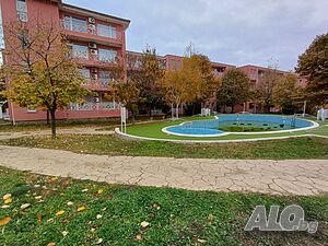 Двустаен апартамент, Съни Дей 6.