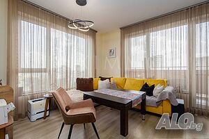 Тристаен пентхаус с две паркоместа близо до ”Арена Бургас”