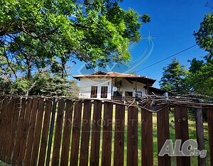 Едноетажна къща 100 кв.м - с. Скала, Бургас, обзаведена