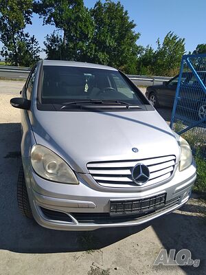 Mercedes-Benz B 180 2.0 на части