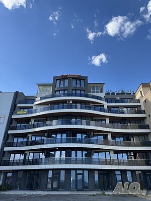 Южен плаж, Гледка море, Луксозна сграда на пясъка, Акт 16, Апартаменти от 70 000€