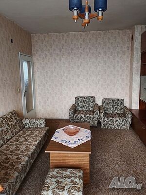 Тристаен апартамент