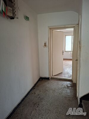 Продавам мезонет