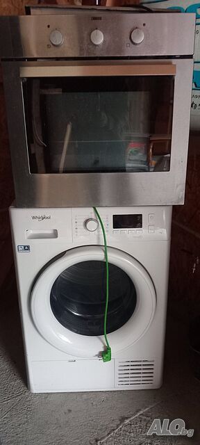 Продавам фурна Зануси за вграждане
